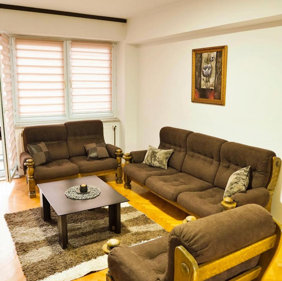 Vijecnica View 2Bdr Apartment With Balcony - Best Location Sarajevo Exterior foto